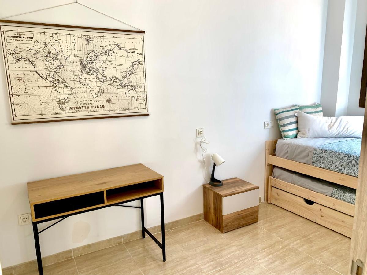 Amplia Vivienda New Para12 Pers A 4 Min Caminando De Playa Con Terraza, Piscina Com, Wifi, Ventiladores De Techo, Lavavajillas โรเกตัสเดมาร์ ภายนอก รูปภาพ